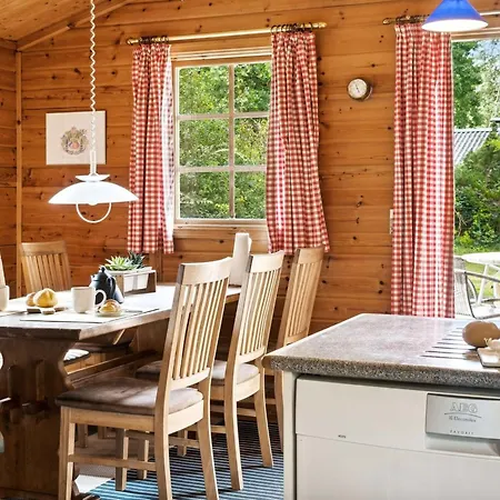 펜션 Tuukka - 150m From The Sea By Interhome *